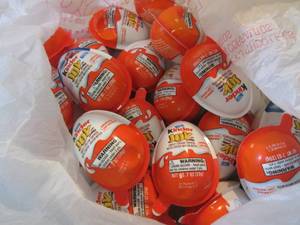 lot 205 image: 24 Kinder Joy Candy Best by Nov 201...