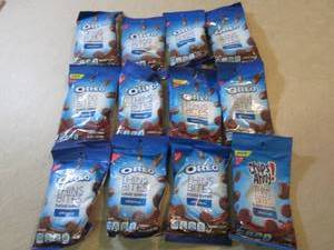 lot 223 image: 12 Bags of Original Oreo Thins Bite...