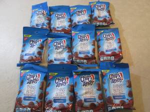 lot 226 image: 12 Bags of Original Oreo Thins Bite...