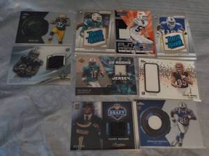 lot 3 image: Jersey Football Cards...