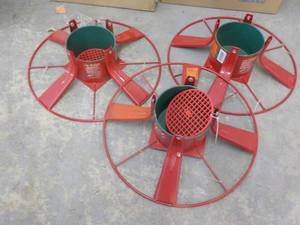 lot 61 image: 3 Heavy Duty Xmas Tree Metal Stands...