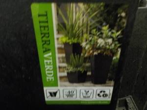 lot 90 image: Set of 2 Tierra Verde 20 Tall Plan...