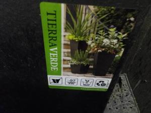 lot 91 image: Set of 3 Tierra Verde 20 Tall Plan...