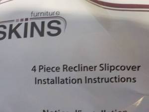 lot 110 image: 4 piece Recliner Slipcover...