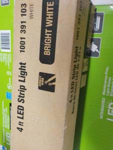 lot 194 image: Commercial Electric LED 4 ft Bright...