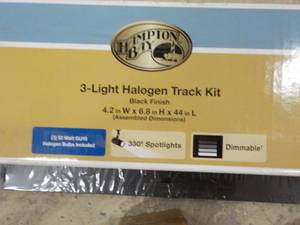 lot 207 image: Hampton Bay 3 Light Halogen Track K...