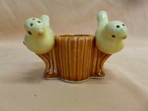 Vintage Salt And Pepper Set