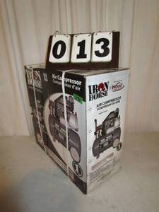 lot 13 image: Iron Horse 6.5 Gallon Air Compressor