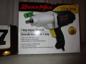 lot 37 image: Dura-Max 12 Impact Wrench