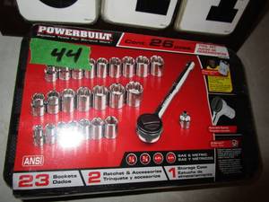 lot 44 image: Powerbuilt 26 Pc Tool Set - SAE & Metric