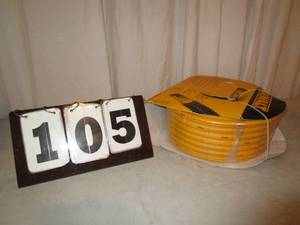 lot 105 image: DeWalt 38 x 100 Premium Rubber Air Hose
