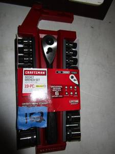 lot 152 image: Craftsman Socket Wrench Set - Universal Design