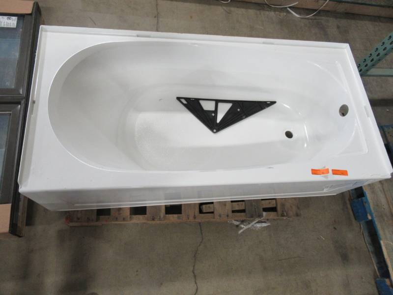 lot 481 image: Sterling RH Drain, Made of Vikrell Material in White 60 X 29 X 15 15 12 Tall. - Crack in RH Upper Front Corner - See Photo.