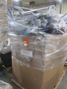 lot 91 image: WHOLESALE MIXED PALLET OF RETURNS - POWER TOOLS AND SHOP EQUIPMENT