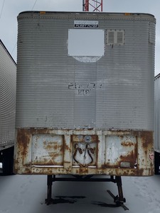 lot 1 image: 1975 Fruehauf Fleet Flyer Semi Trailer