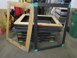 lot 103 image: PALLET FRAMES