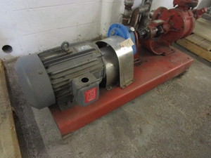 lot 114 image: VIKING PUMP