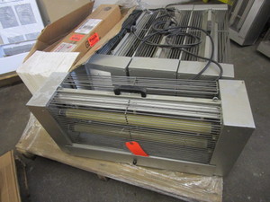 lot 133 image: GILBERT STAINLESS STEEL PEST CONTROL  BUG LIGHTS