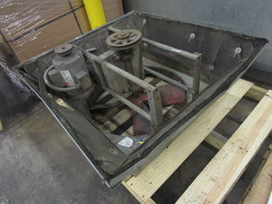 lot 175 image: SIDE WALL MOUNT VENTILATING FAN