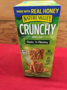 lot 415 image: Nature Valley Crunchy Oats n Honey Bars
