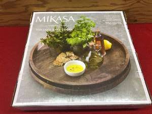 lot 436 image: Mikasa Lazy Susan