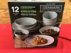 lot 450 image: Denmark 12 Pc Dinnerware Set, Retail $14.99