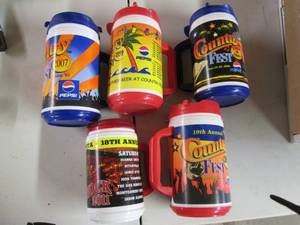 lot 214 image: Country Fest & Winstock Music Festival Collector Mugs (2005-2011) 3C