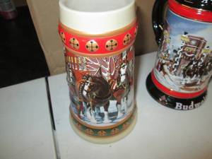 lot 220 image: 2 (1992-1993) Budweiser Steins 4B