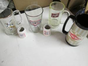 lot 230 image: Budweiser Twins 2010 Glass, Bud Shooter Mug, Grain Belt Plastic Mug 1A