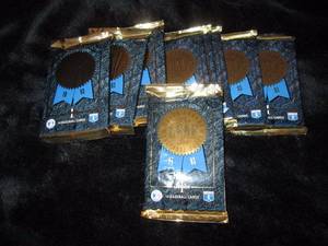 lot 15 image: (9) 1993 Leaf Baseball Pack