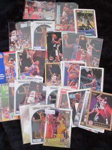 lot 33 image: (40) Dennis Rodman Cards