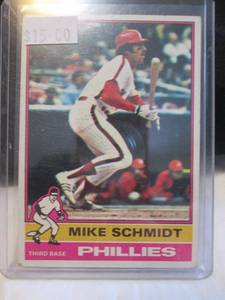 lot 57 image: 1976 Topps Mike Schmidt