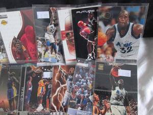 lot 65 image: (25) Shaquille ONeal Cards