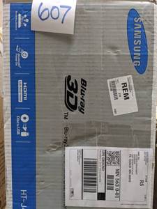 lot 607 image: Samsung 500-Watt 5.1-Channel 3D Blu-ray Home Theater Sound System with Ethernet and Bluetooth - HT-J4500