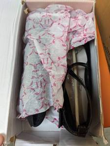 lot 621 image: Nanette Lepore Girls Velvet Ankle-Strap Flat Shoe - Black 13