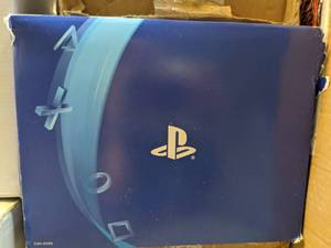lot 635 image: PlayStation VR Doom VFR Bundle for PS4 System
