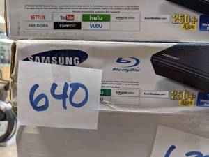 lot 640 image: Samsung Smart Blu-ray Player with Wi-Fi