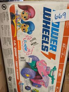 lot 669 image: Power Wheels Shimmer and Shine Lil Quad Ride-On