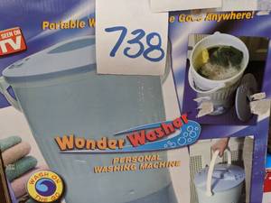 lot 738 image: Wonder Washer