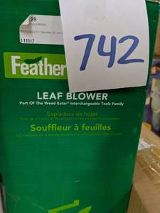 lot 742 image: Weed Eater 20V Lithium-Ion Cordless Leaf Blower - 967700701