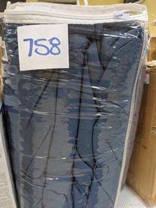 lot 758 image: alcove Scroll Embossed Microfiber Down-Alternative Comforter - King