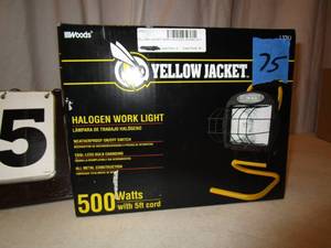 lot 75 image: Yellow Jacket Halogen Work Light