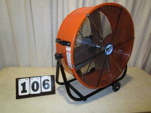 lot 106 image: Max Air 24 Fan