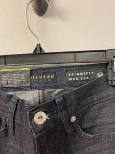 lot 19 image: Pacsun Womens Jeans - 2628