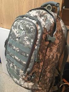 lot 47 image: Camo Vikings Backpack