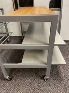 lot 33 image: Retail Display Shelf