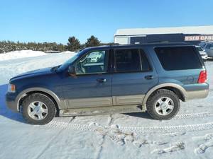 lot 5 image: 2004 Ford Expedition Eddie Bauer Pkg 4x4
