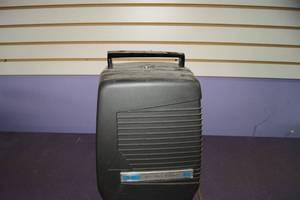 lot 10 image: Vintage Sears Du-all Super 8mm Projector