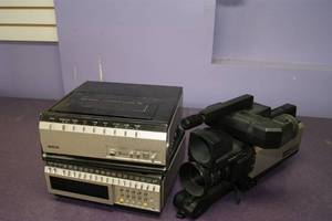 lot 13 image: RCA Newvicon Color Video Camera
