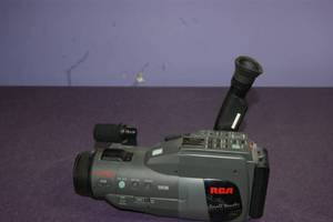 lot 29 image: RCA Small Wonder VHS Playback